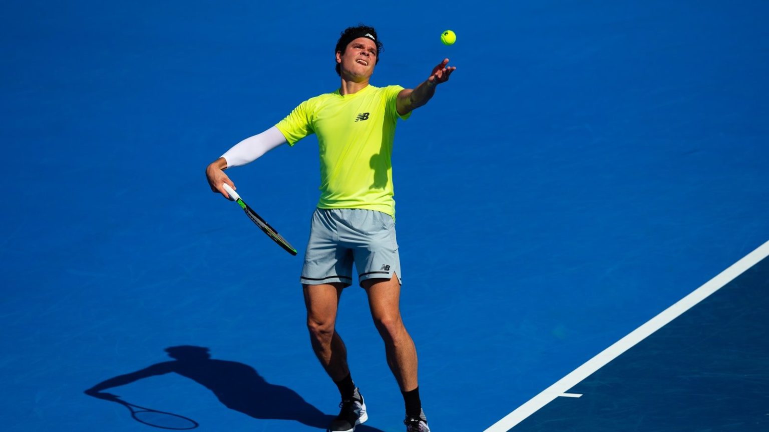 Milos makes Delray Beach Open semis, Félix into final four in Marseille