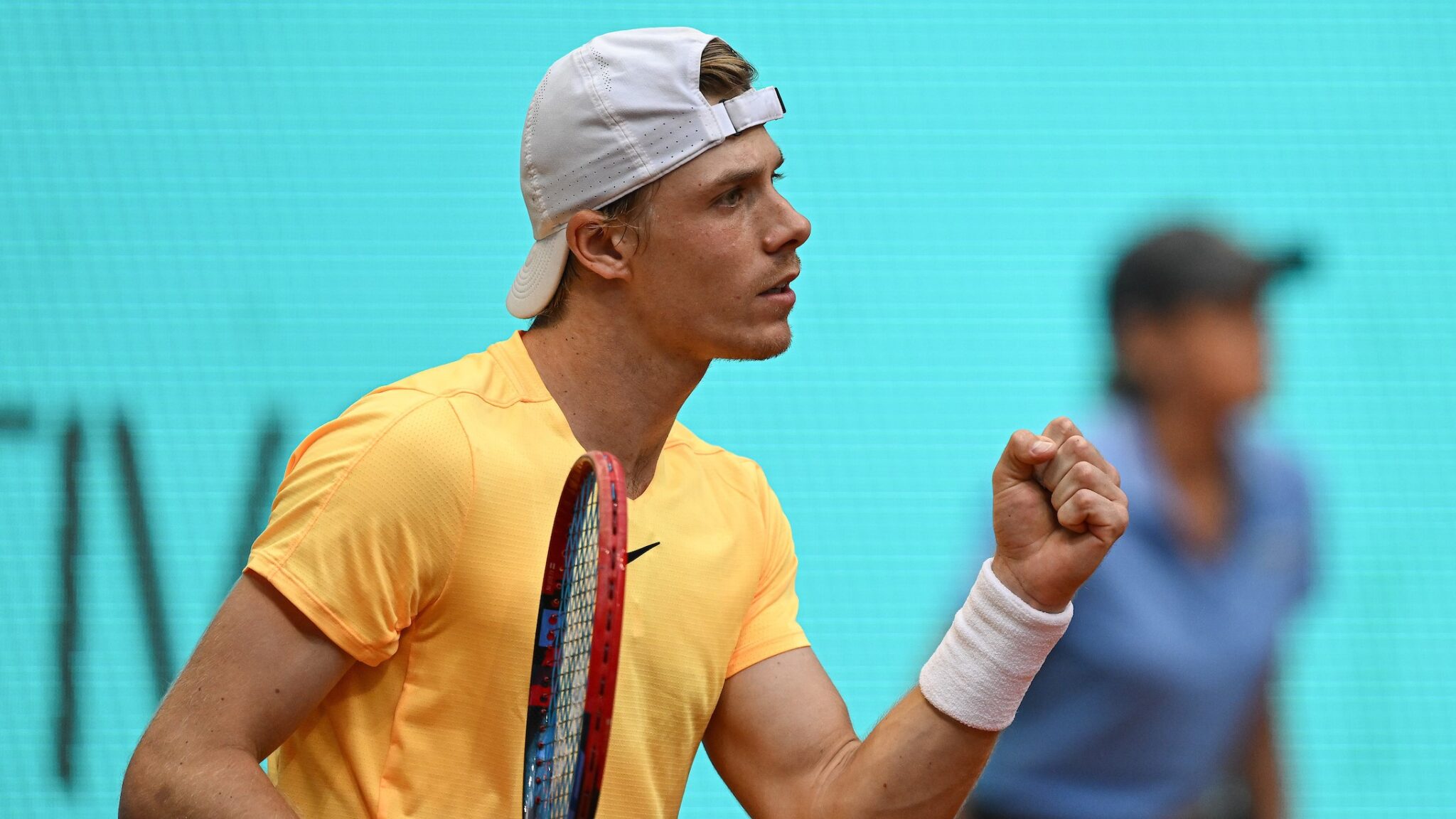 Shapovalov Gets the Job Done; AugerAliassime, Marino out of Roland