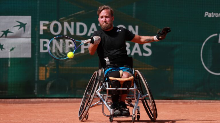 Rob Shaw hits a forehand. He will be the lone Canadian competing in the wheelchair tennis event at the 2024 Paralympics.