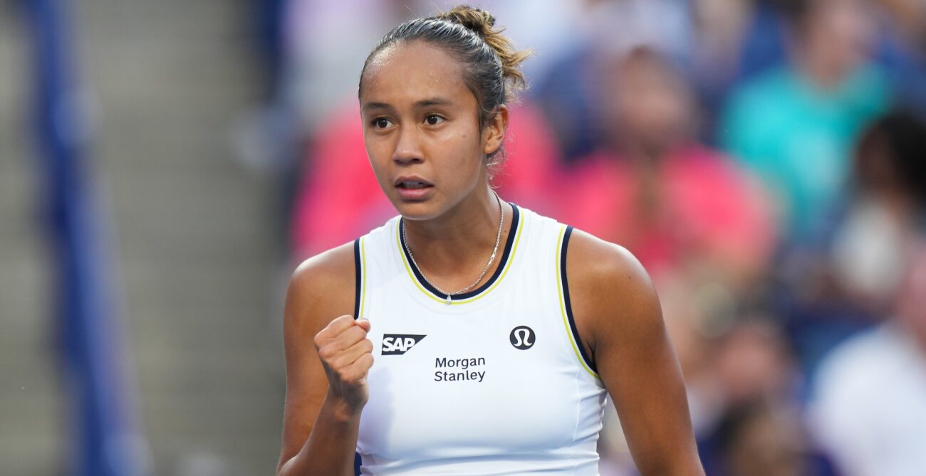 Leylah Fernandez pumps her fist. She upset Elena Rybakina on Thursday in Cincinnati.