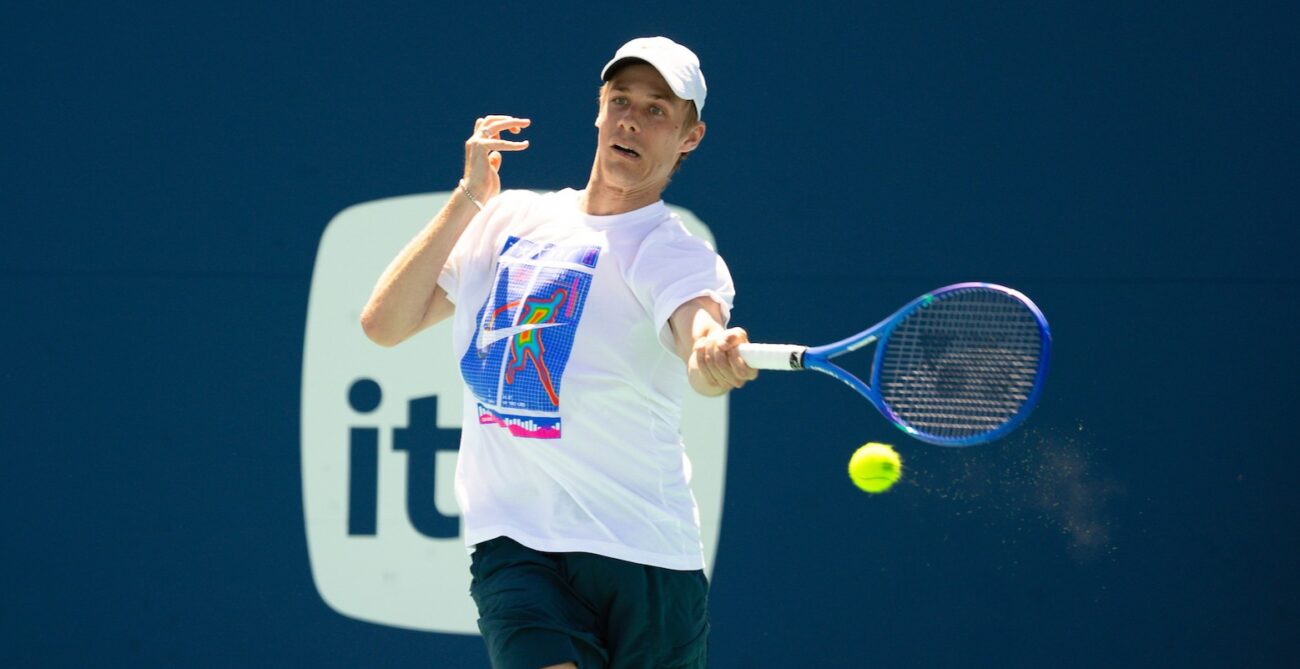 Denis Shapovalov hits a forehand in Miami. He was victorious on Saturday but Leylah Fernandez was defeated.